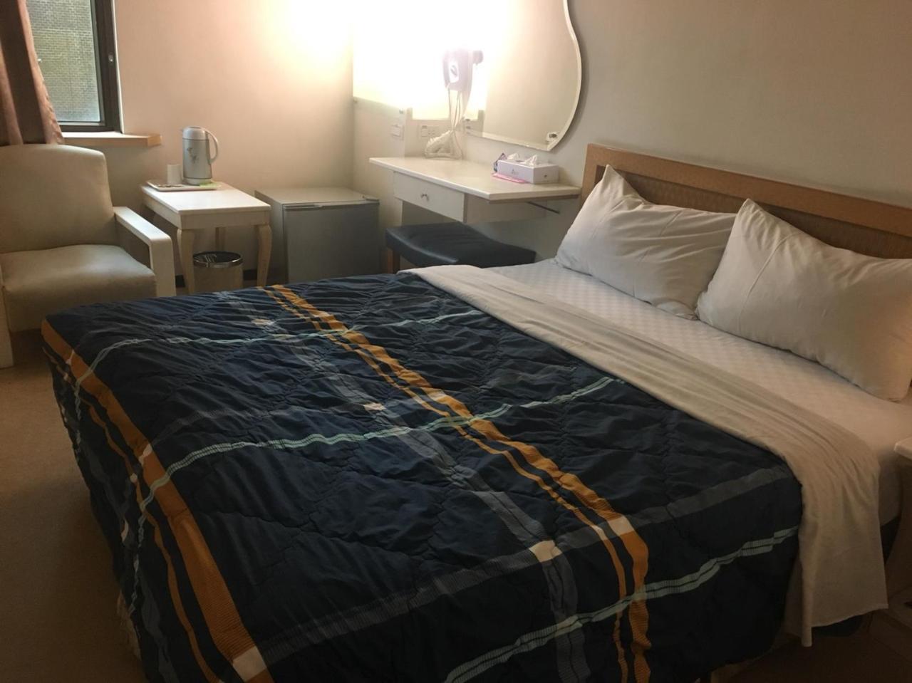 Goshen Hotel Kaohsiung Esterno foto
